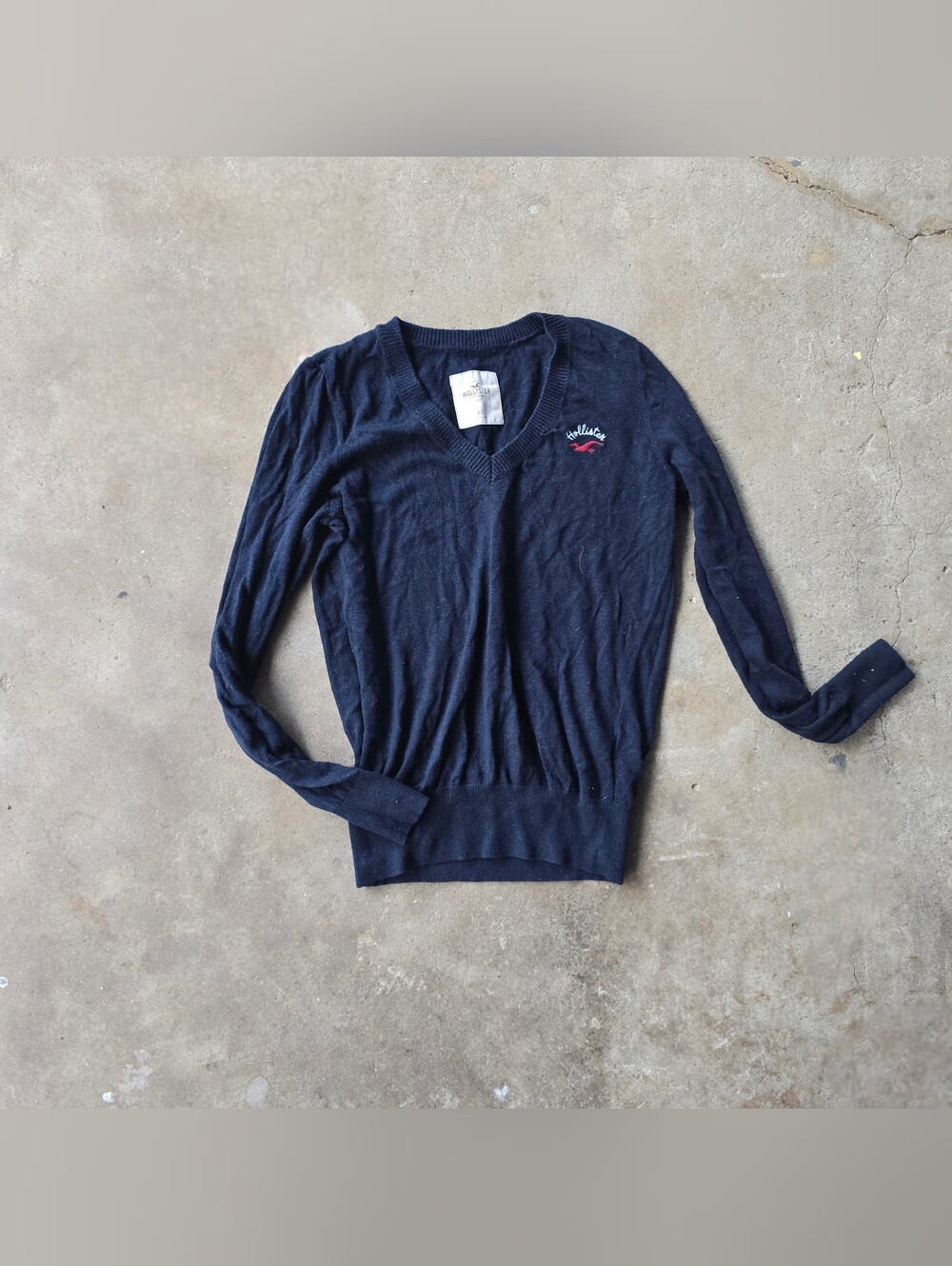 vtg y2k hollister v neck knit sweater